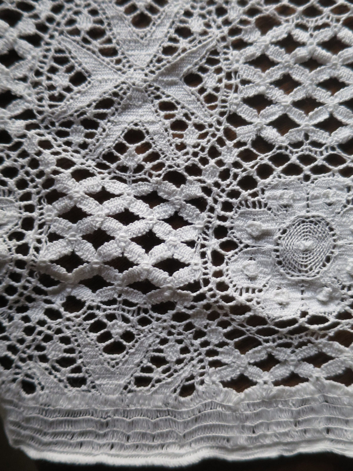 Ecclesiastical Pattern White White English Nottingham Liturgical Ecclesiastical Lace Fabric- 140 cm ...