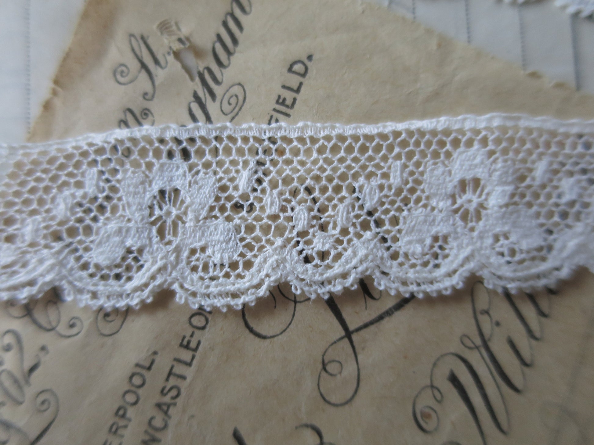 Ecru English Nottingham Lace- Valenciennes Floral Spot- 2.2 cm