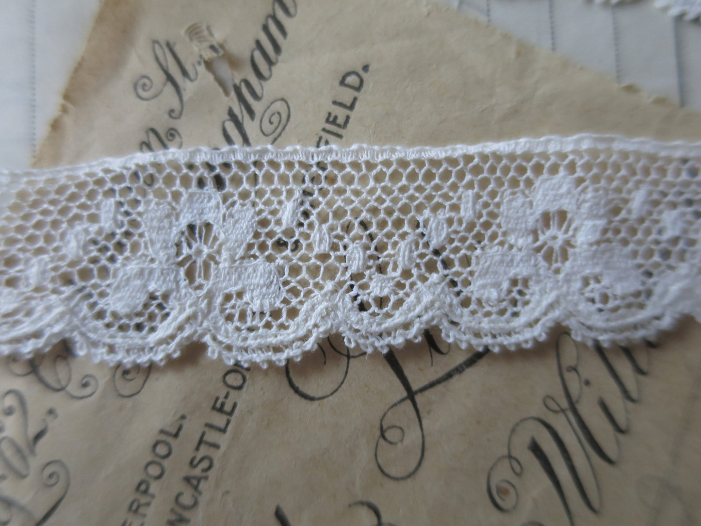 Ecru English Nottingham Lace- Valenciennes Floral Spot- 2.2 cm