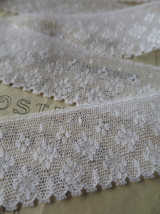 White English Nottingham Lace- Diamond Spots- 3.5 cm
