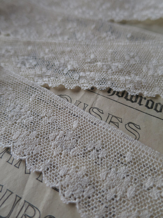 Ecru English Nottingham Lace- Diamond Spots- 3.5 cm