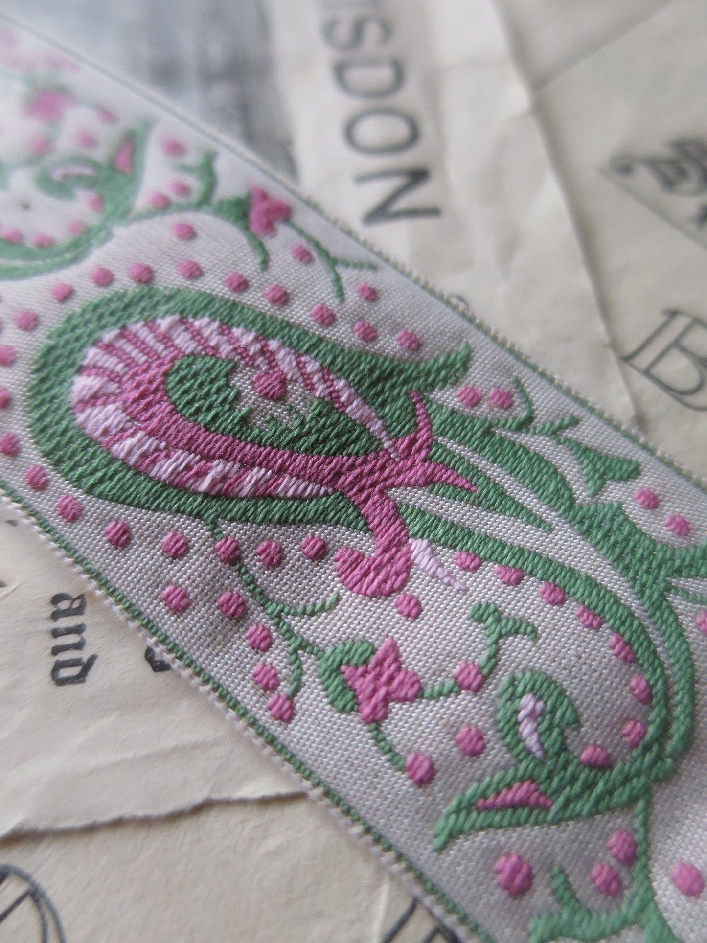 Paisley 32 mm Jacquard Woven Ribbon- Green & Pink