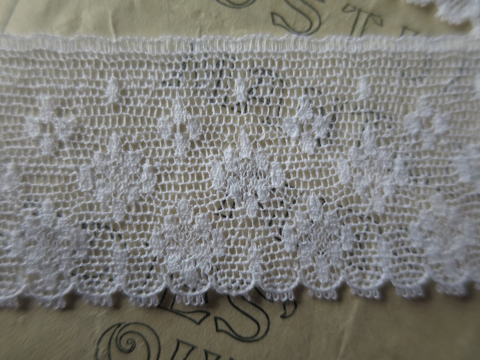 White English Nottingham Lace- Diamond Spots- 3.5 cm