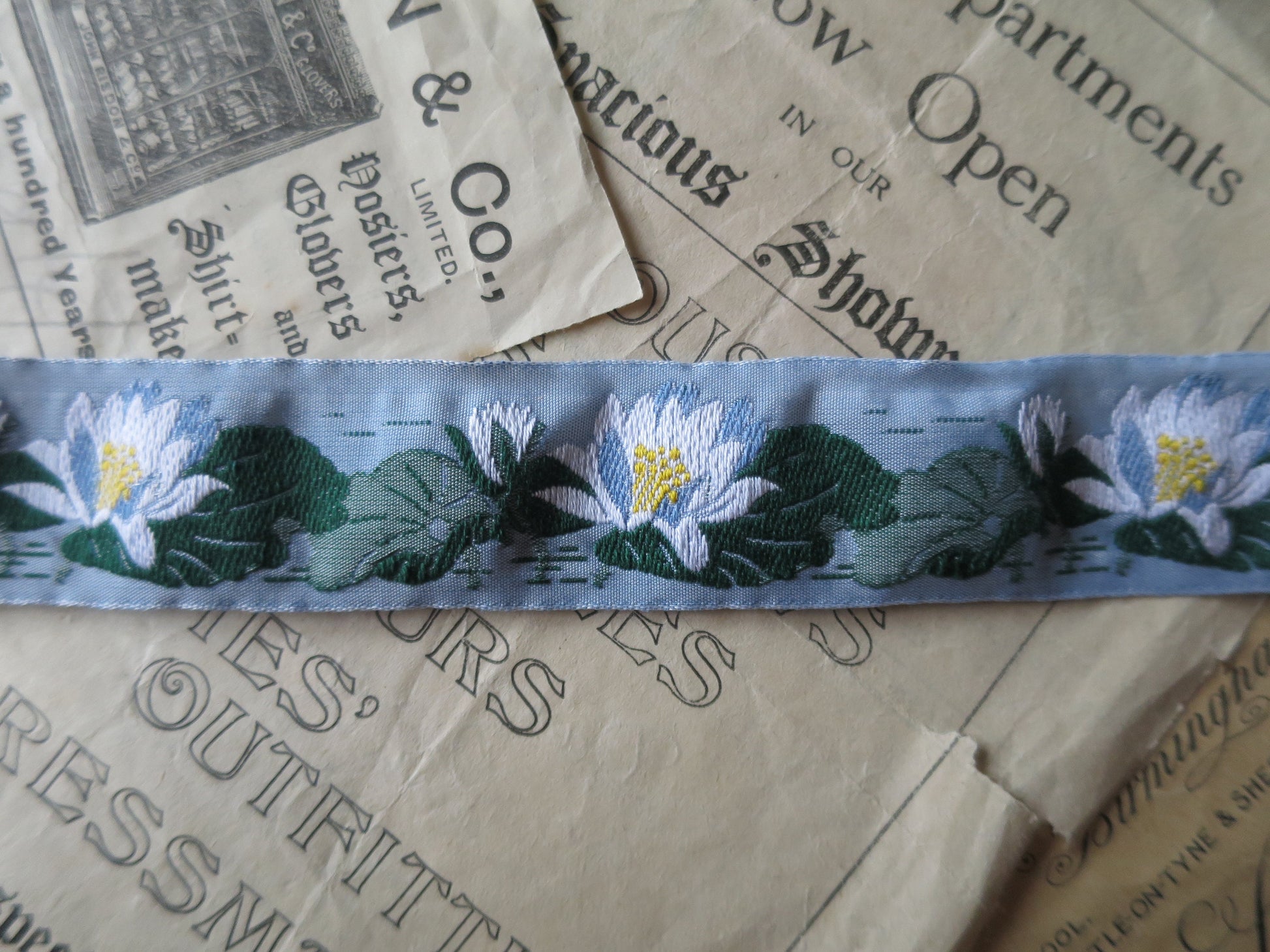 Water Lilies 25 mm Jacquard Woven Ribbon