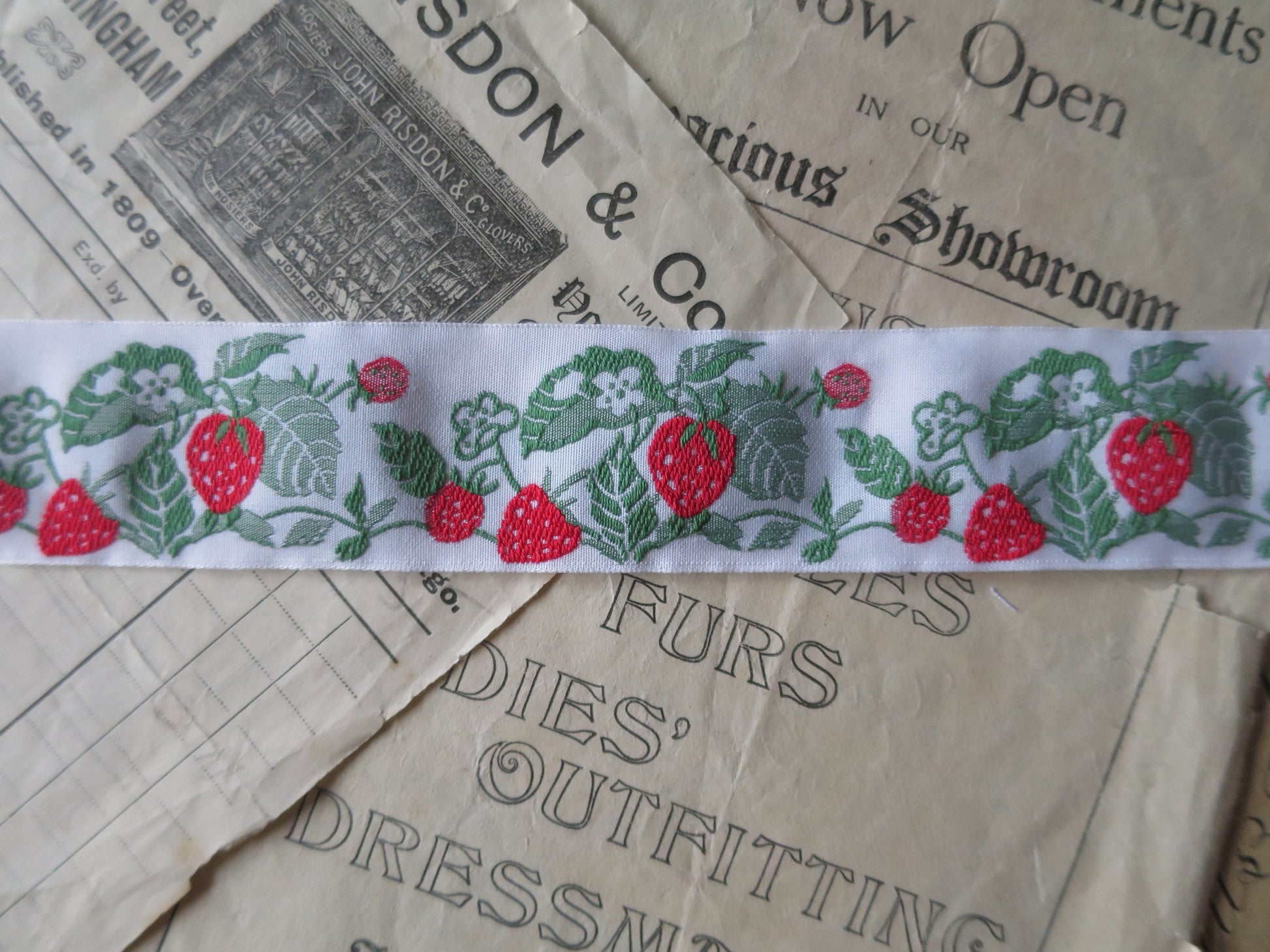 Strawberries 32 mm Jacquard Woven Ribbon- White