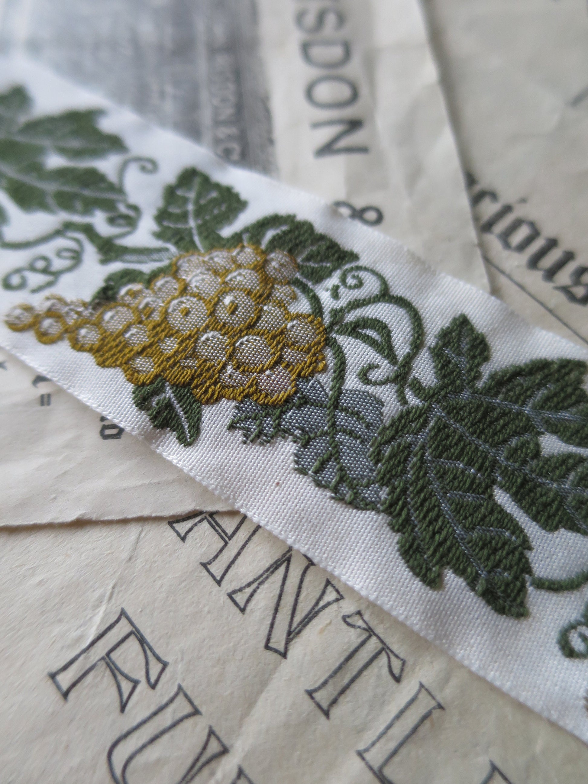Grapevines 32 mm Jacquard Woven Ribbon- Golden Grapes