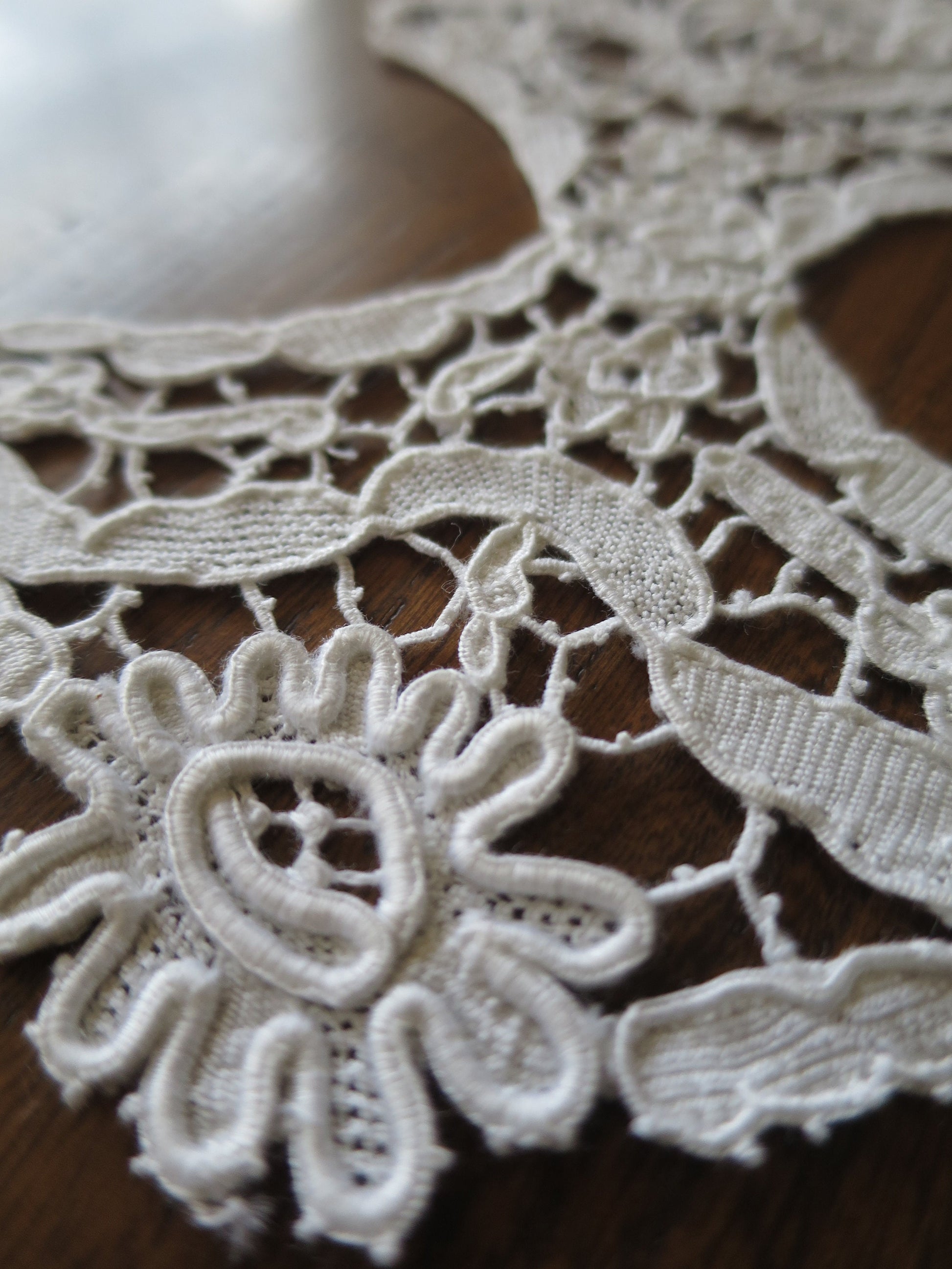 Antique Edwardian Venetian Point Lace Applique