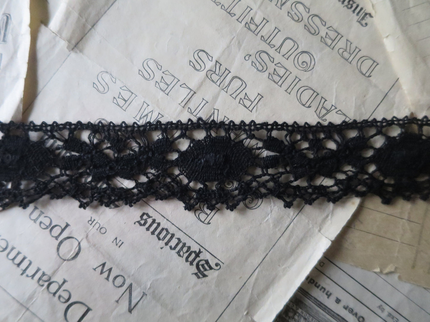 Black English Nottingham Cluny Lace- Traditional Torchon Ovals- 4.3 cm