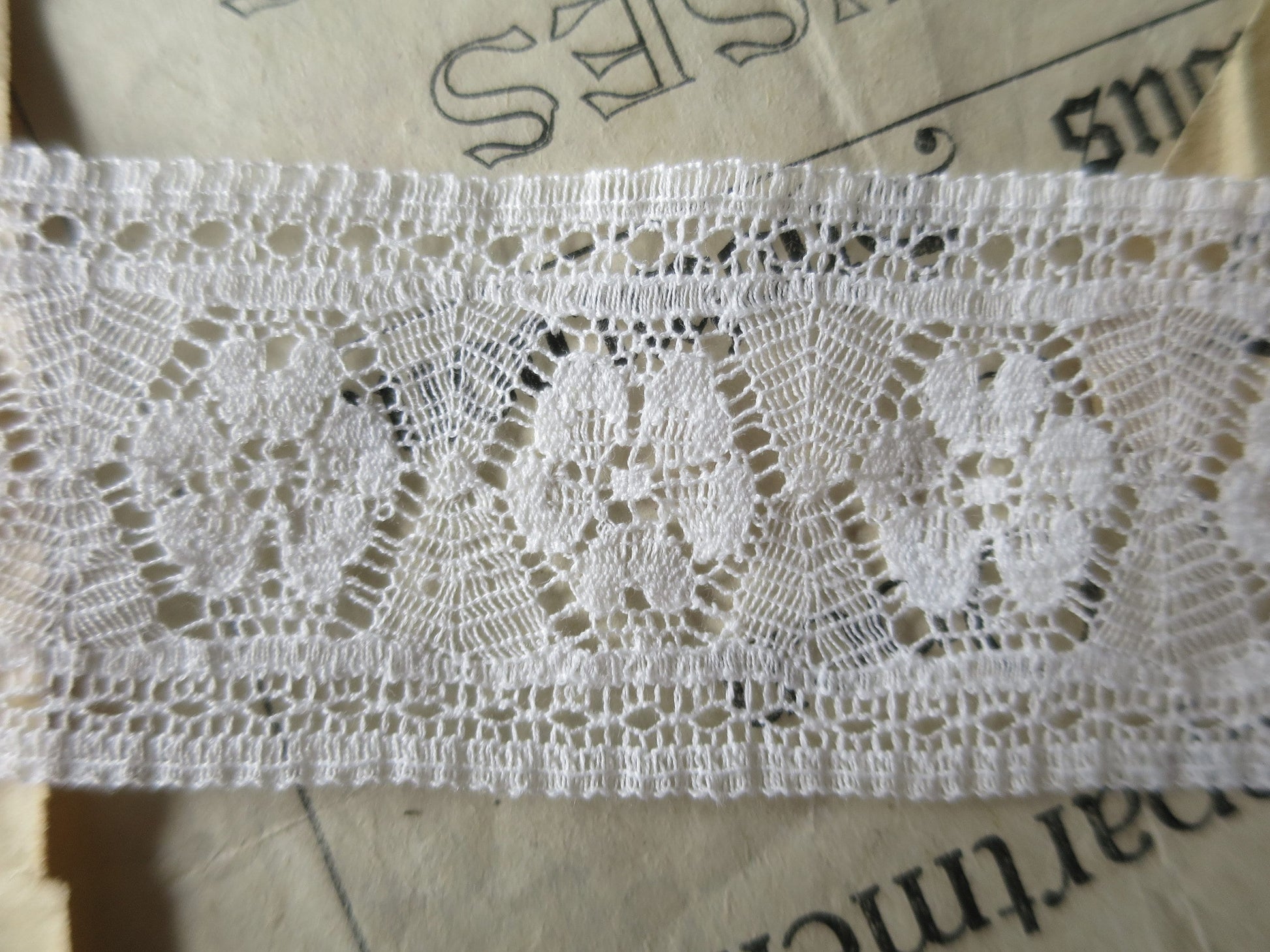 Off White English Nottingham Lace- Fine Floral Torchon- Insertion- 3.5 cm