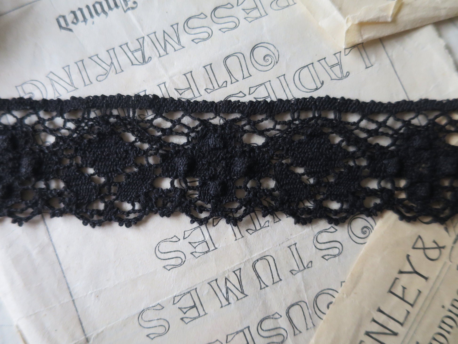 Black English Nottingham Cluny Lace- Diamond & Raised Spots Torchon Guipure - 4.3 cm