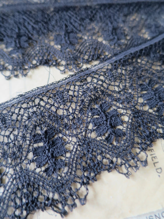 Black English Nottingham Lace- Le Puy/ Bedfordshire Guipure- 5.5 cm