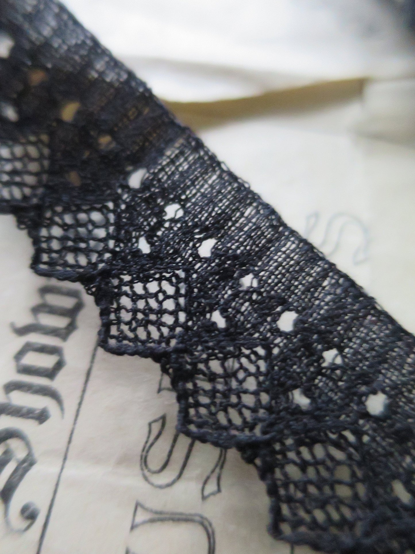 Black English Nottingham Lace- Zig Zag- 2 cm