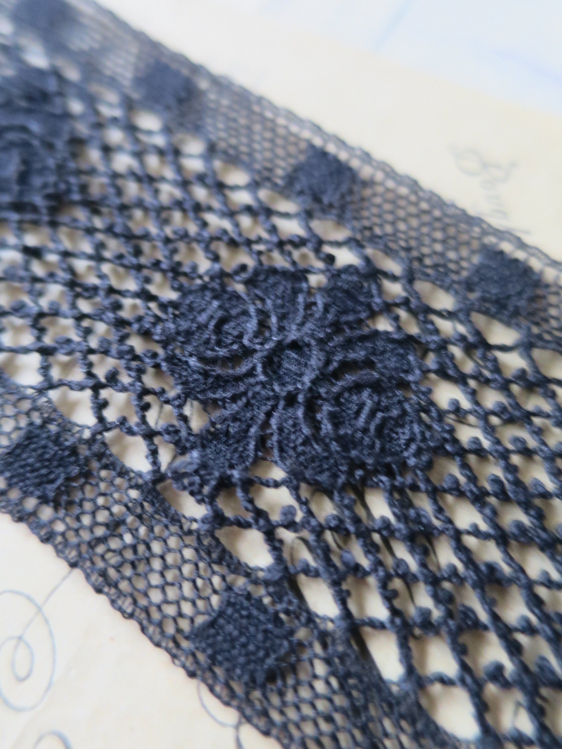 Black English Nottingham Lace- Scalloped Trellis Guipure- Insertion- 5.5 cm