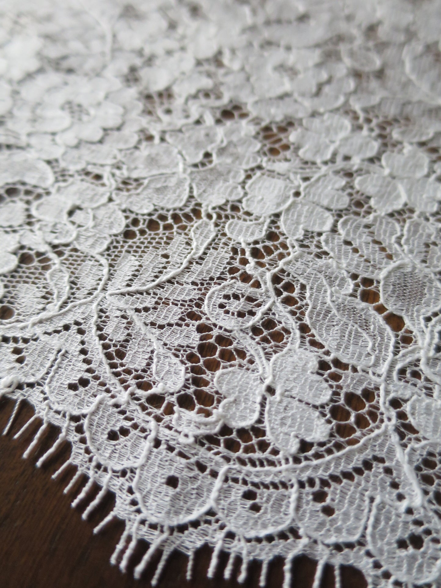 White English Nottingham Lace- Floral Honiton- 30 cm