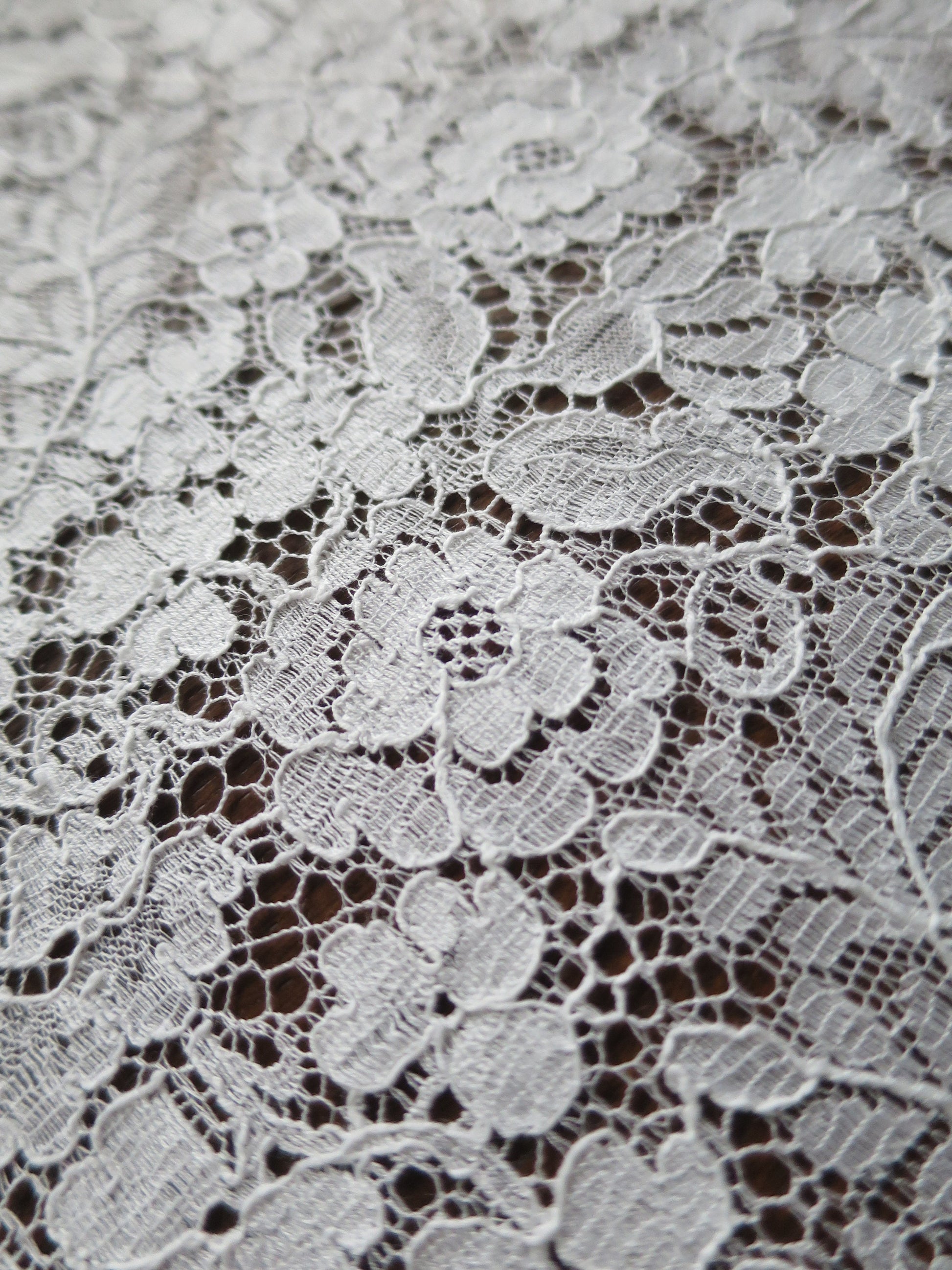 White English Nottingham Lace- Floral Honiton- 30 cm