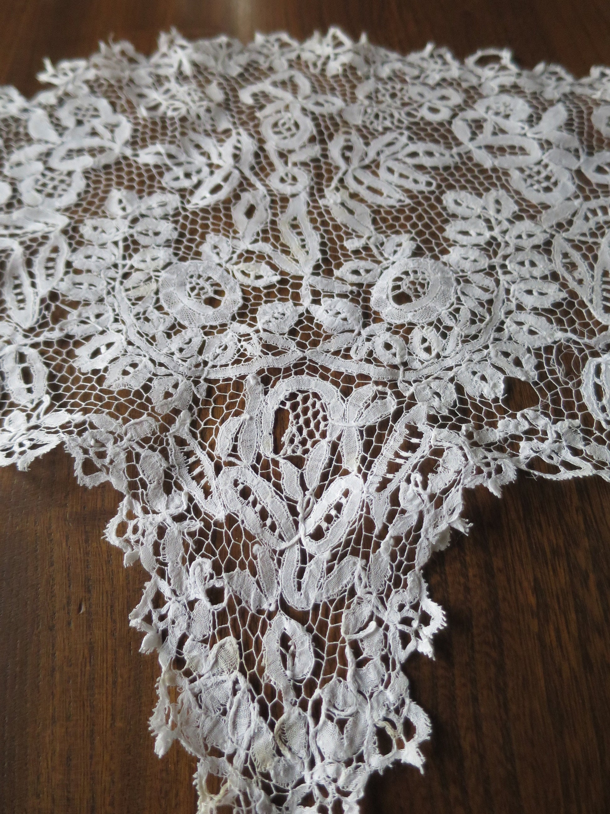 Intricate Antique Hand Worked Honiton Guipure Bobbin Lace Day Lace Cap- Roses & Foliage