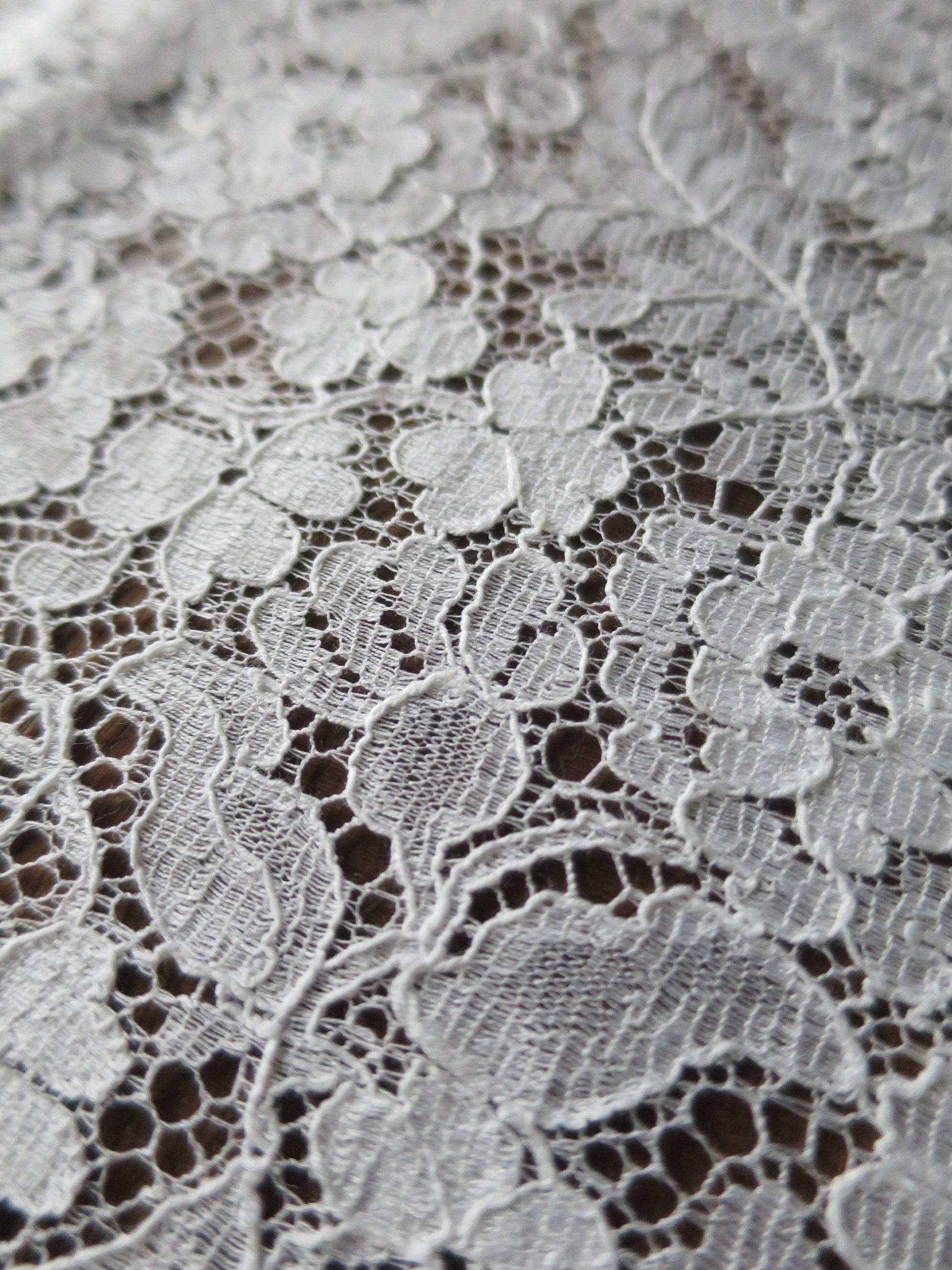 White English Nottingham Lace- Floral Honiton- 30 cm