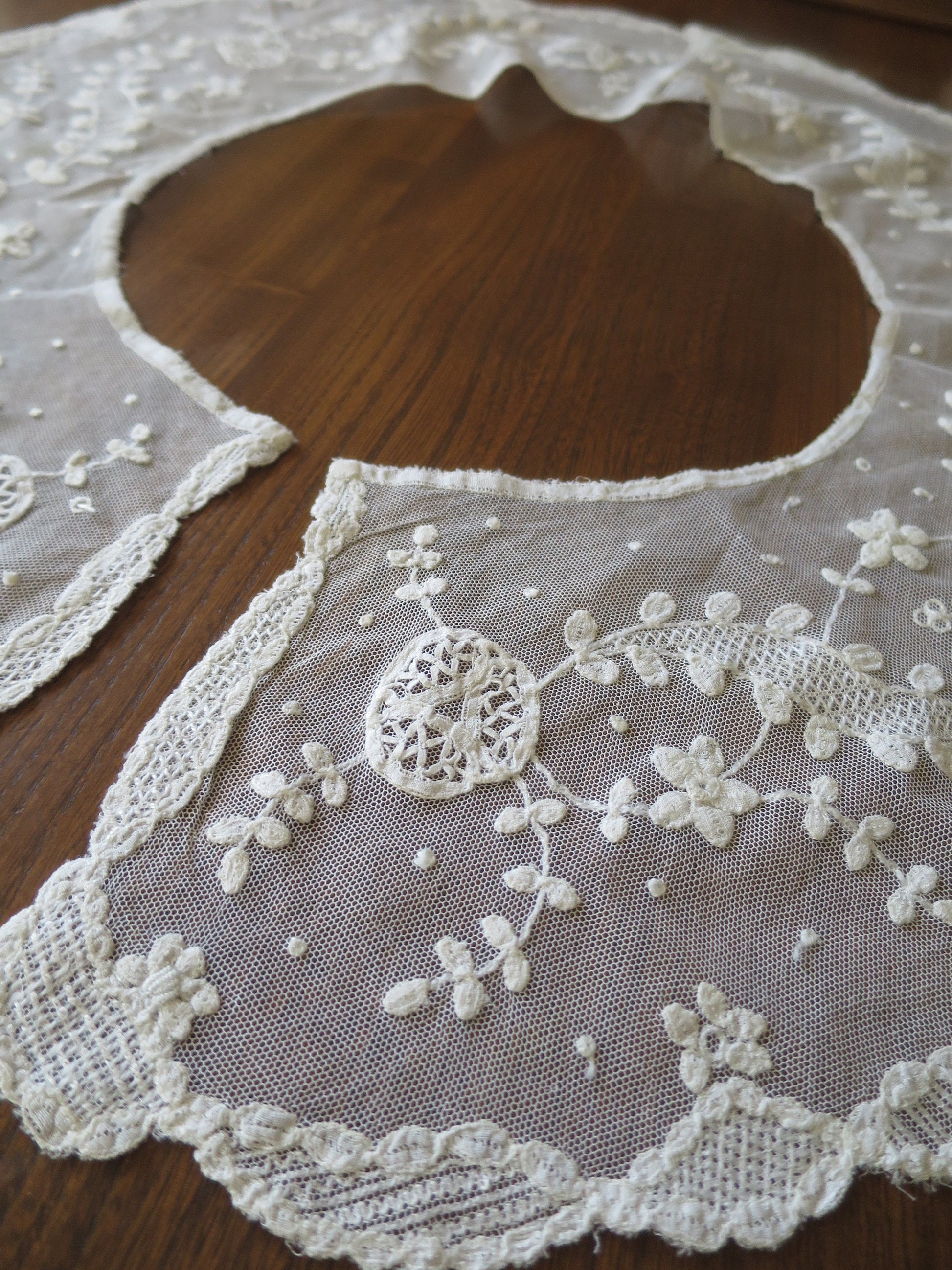 Antique Edwardian Applied Tape Lace & Needle run Net Bertha Collar