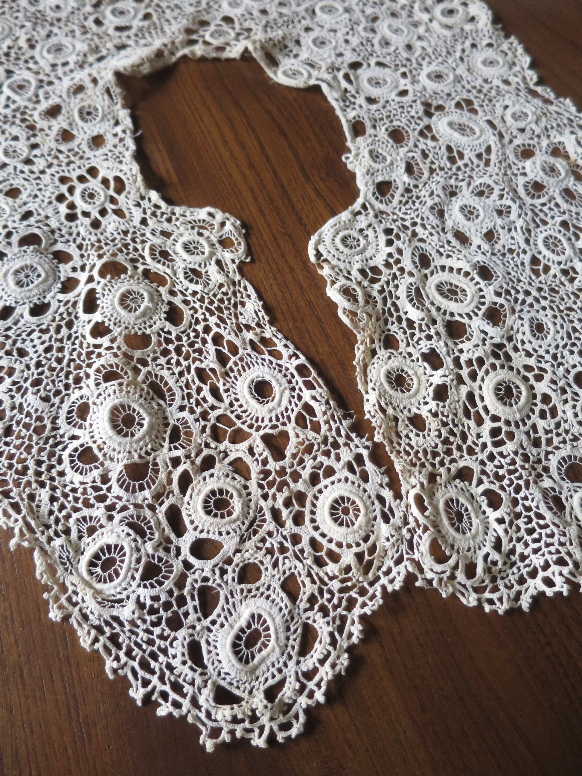 Antique Hand Crochet Lace Collar- 1840's