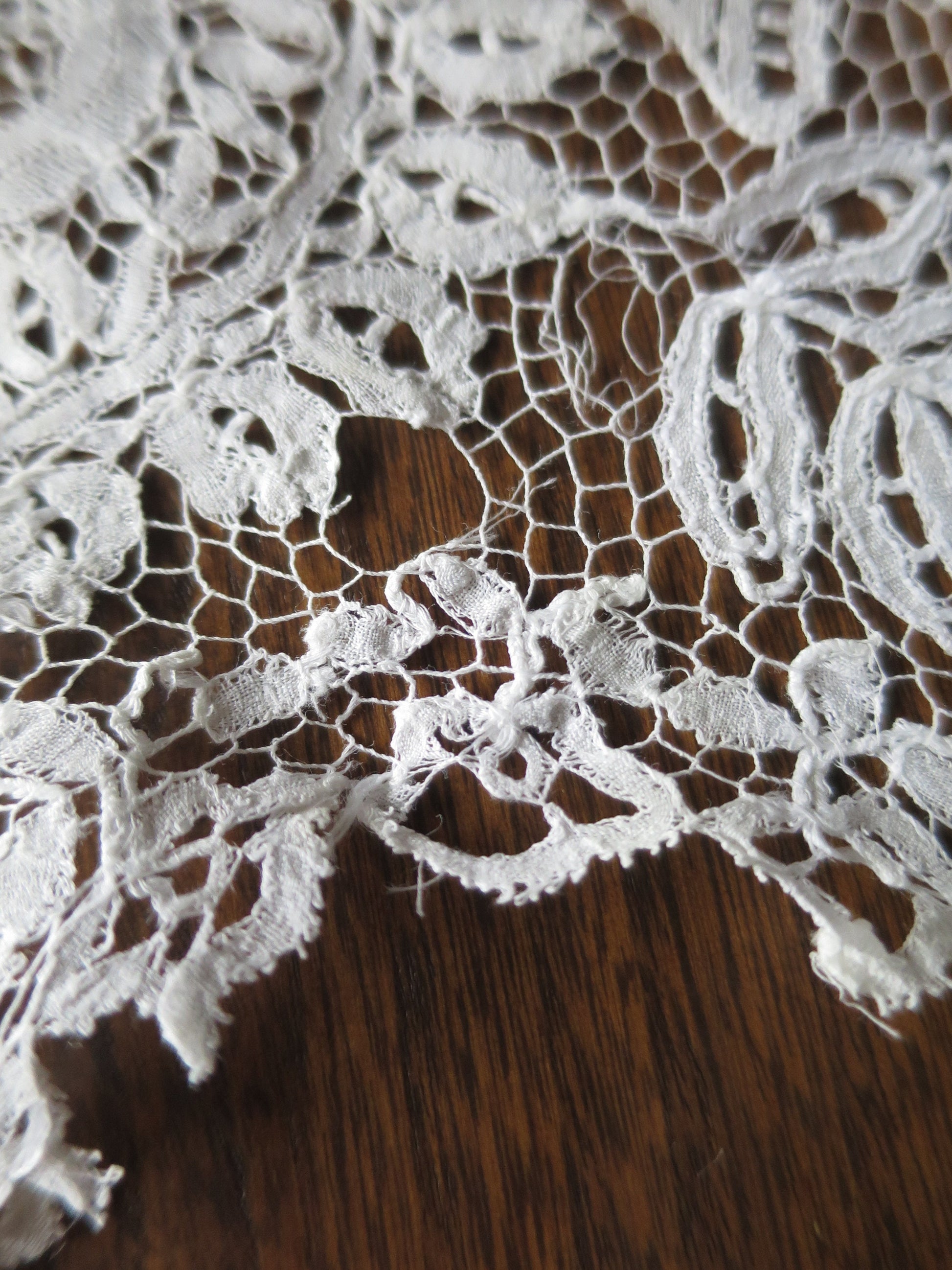 Intricate Antique Hand Worked Honiton Guipure Bobbin Lace Day Lace Cap- Roses & Foliage