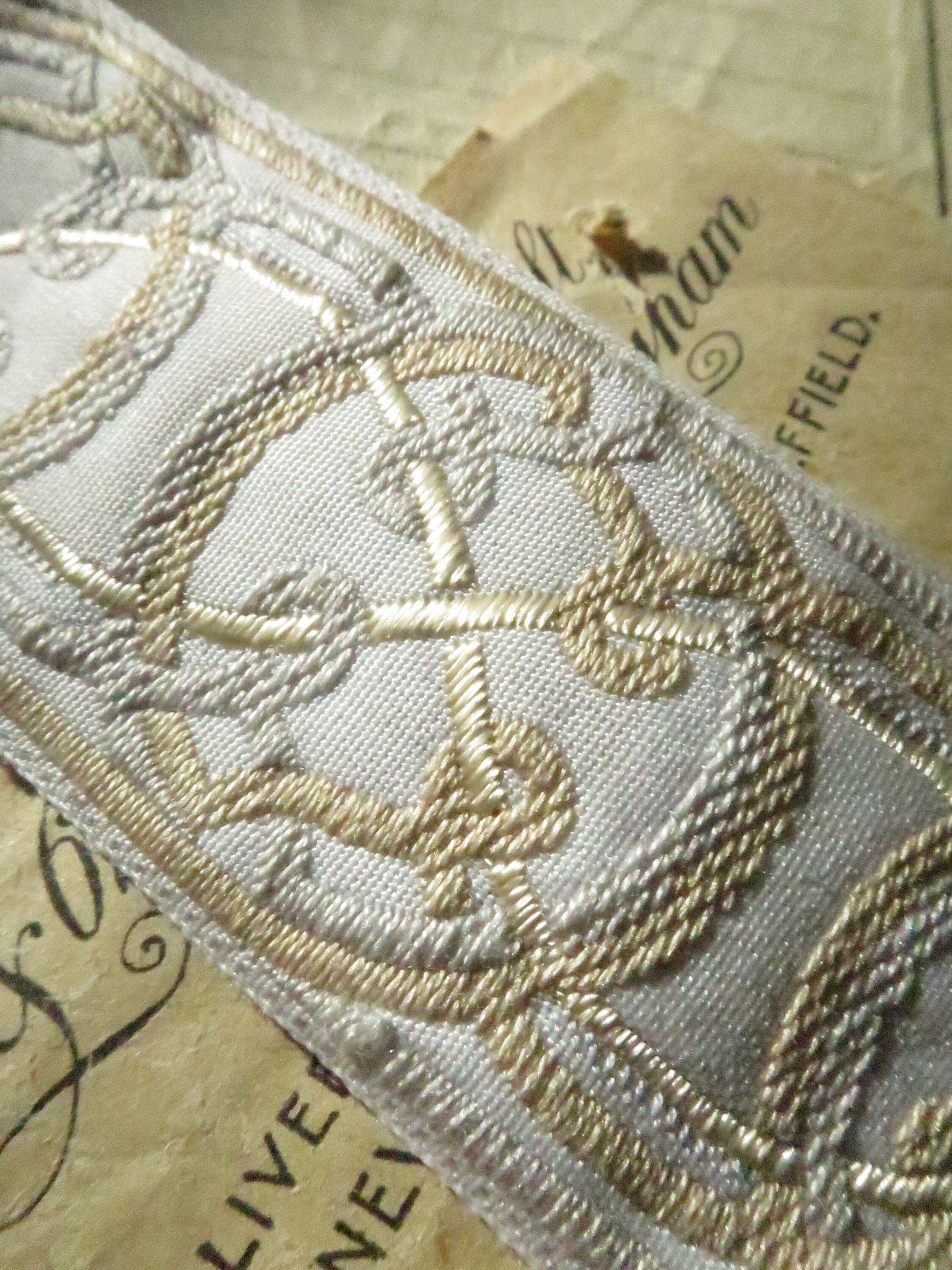 Celtic Knots 32 mm Jacquard Woven Ribbon- Cream