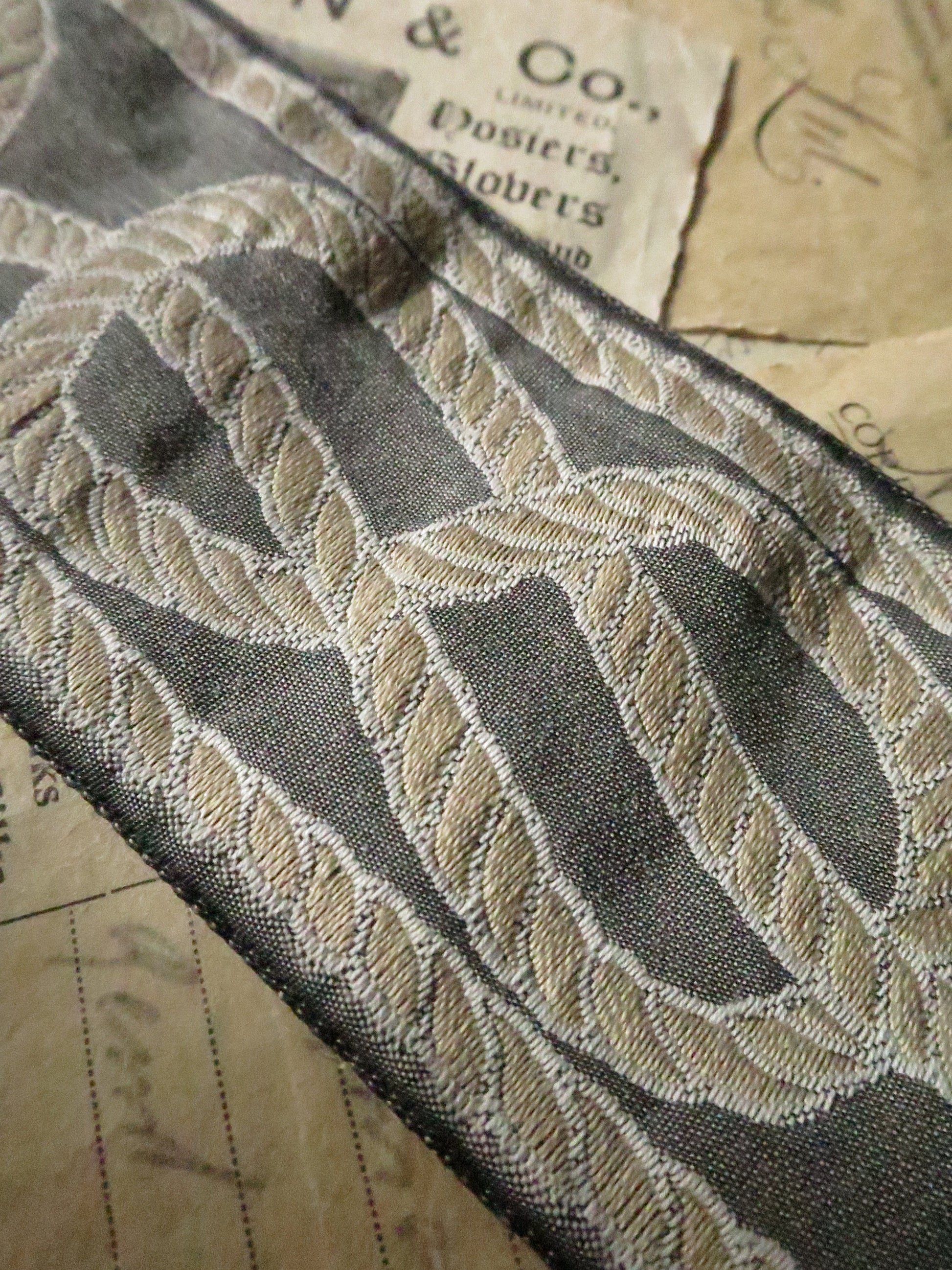 Nautical Knots 60 mm Jacquard Woven Ribbon- Grey