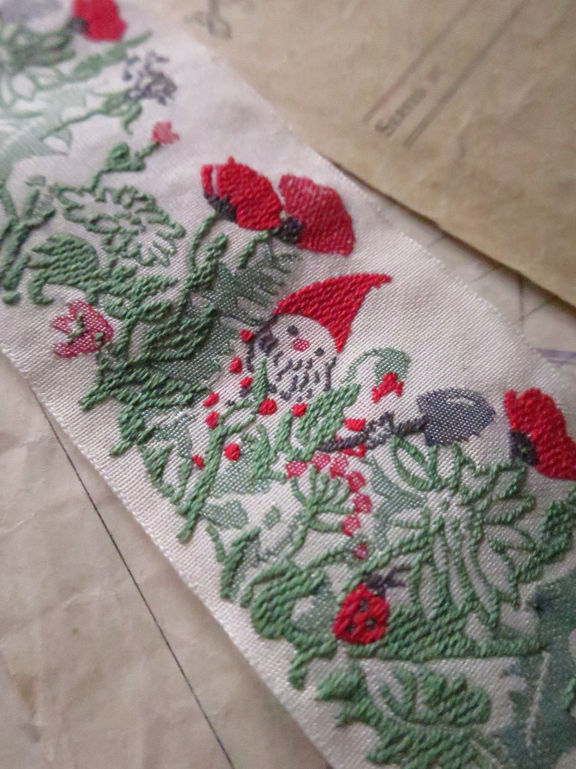 Garden Gnomes 40 mm Jacquard Woven Ribbon