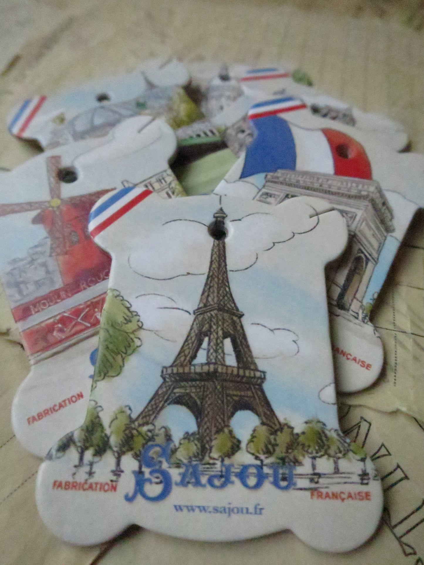 Sajou Thread Card Winders- Views of Paris