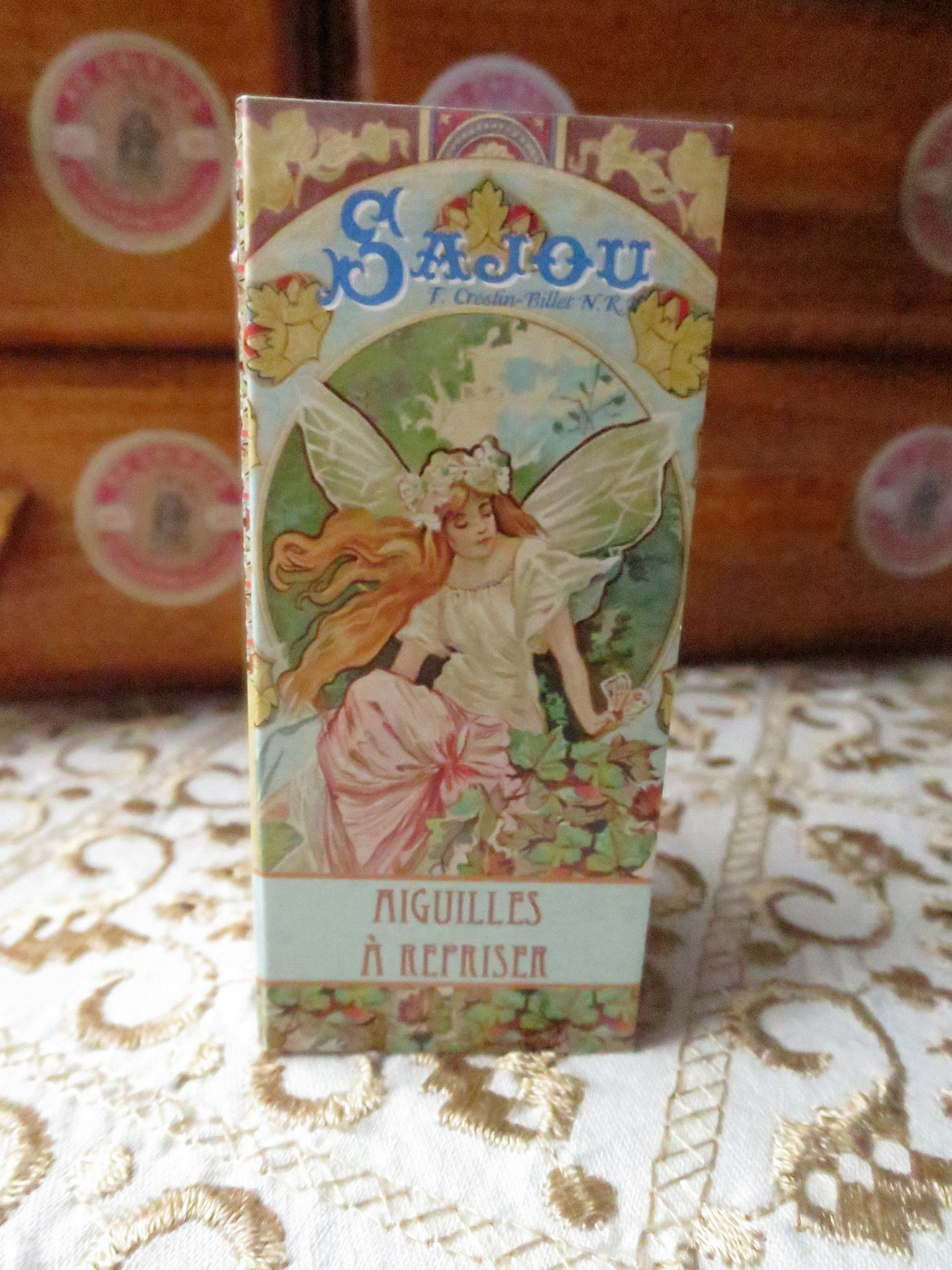 Sajou Booklet 6 Sharp Point Darning Needles- Sajou Fairy