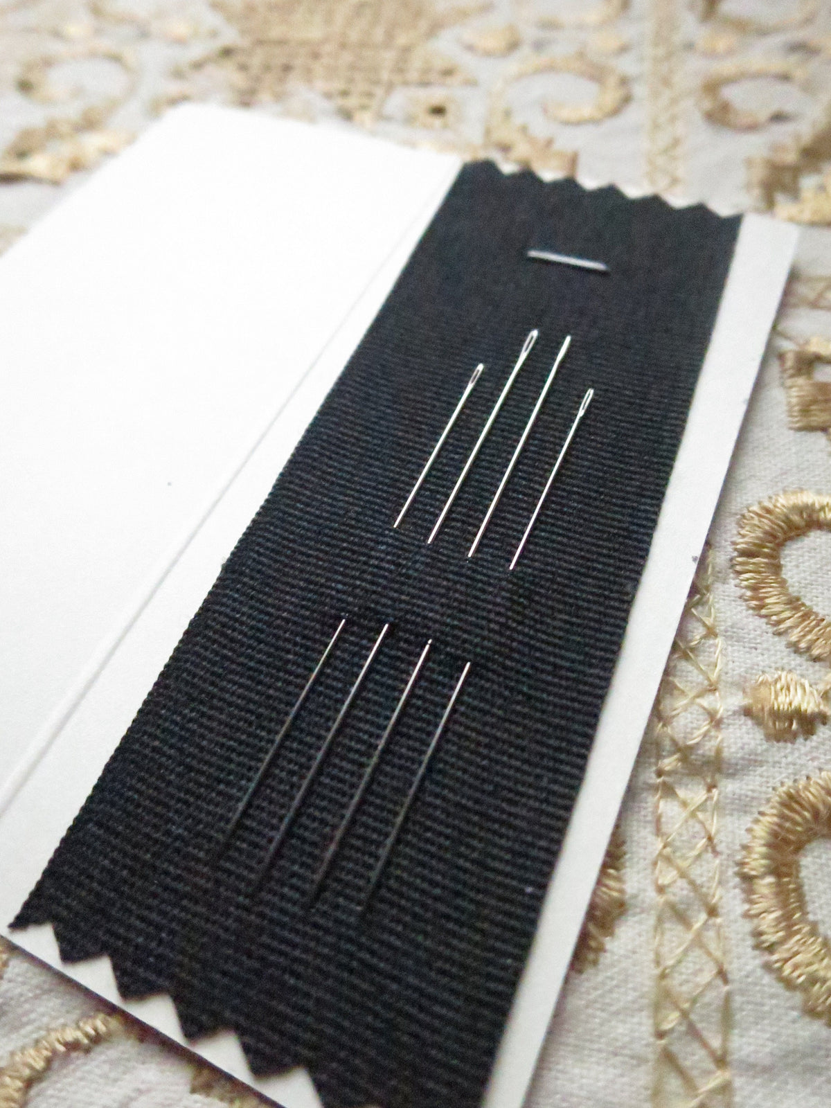 Sajou Booklet 4 No. 10 Beading Needles