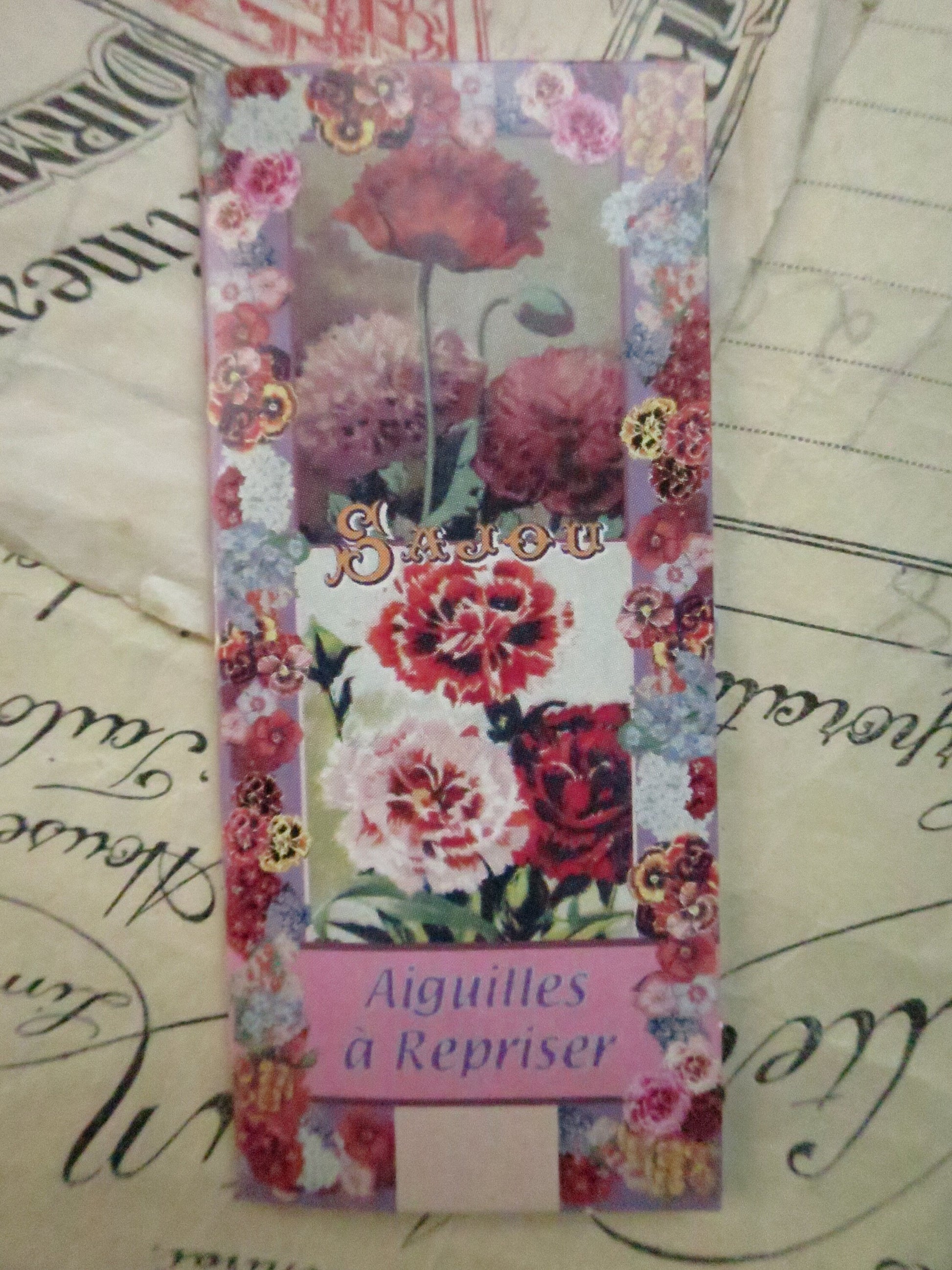 Sajou Booklet 6 Sharp Point Darning Needles- Flowers