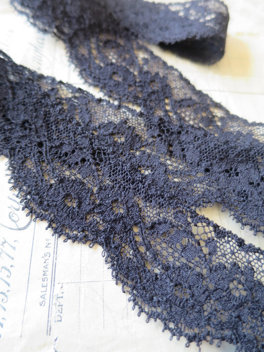 Black English Nottingham Lace- Frothy Floral Roses Swags Point Lace- 3 cm
