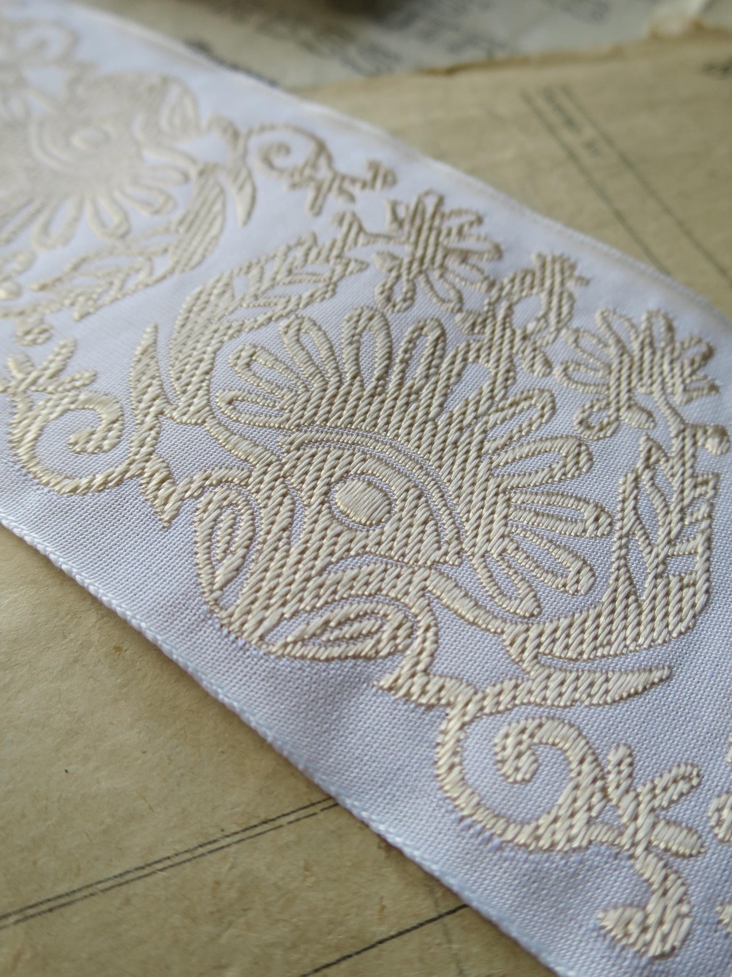 Lace Pattern 60 mm Jacquard Woven Ribbon- White & Gold