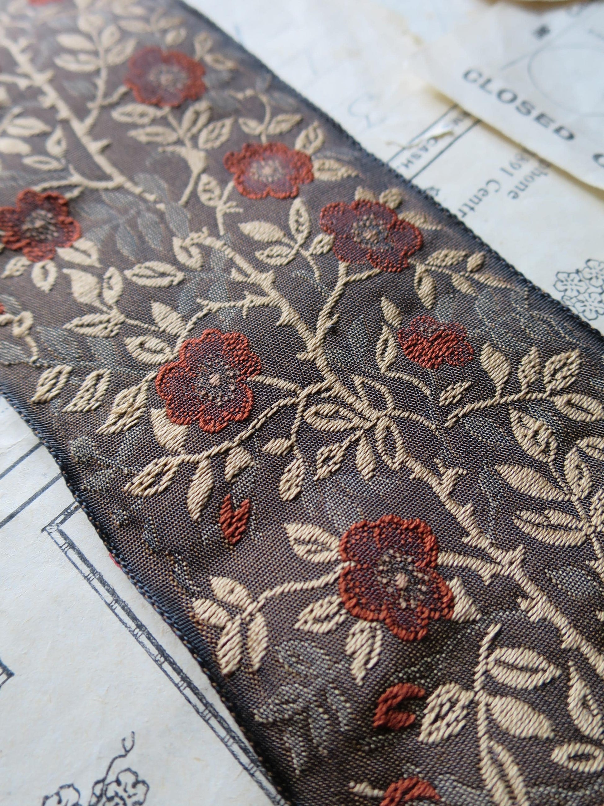 Jacobean Roses 60 mm Jacquard Woven Ribbon- Red & Golden Roses