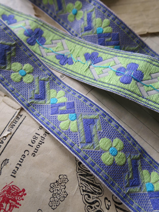 Art Deco 25 mm Jacquard Woven Ribbon- Purple & Green