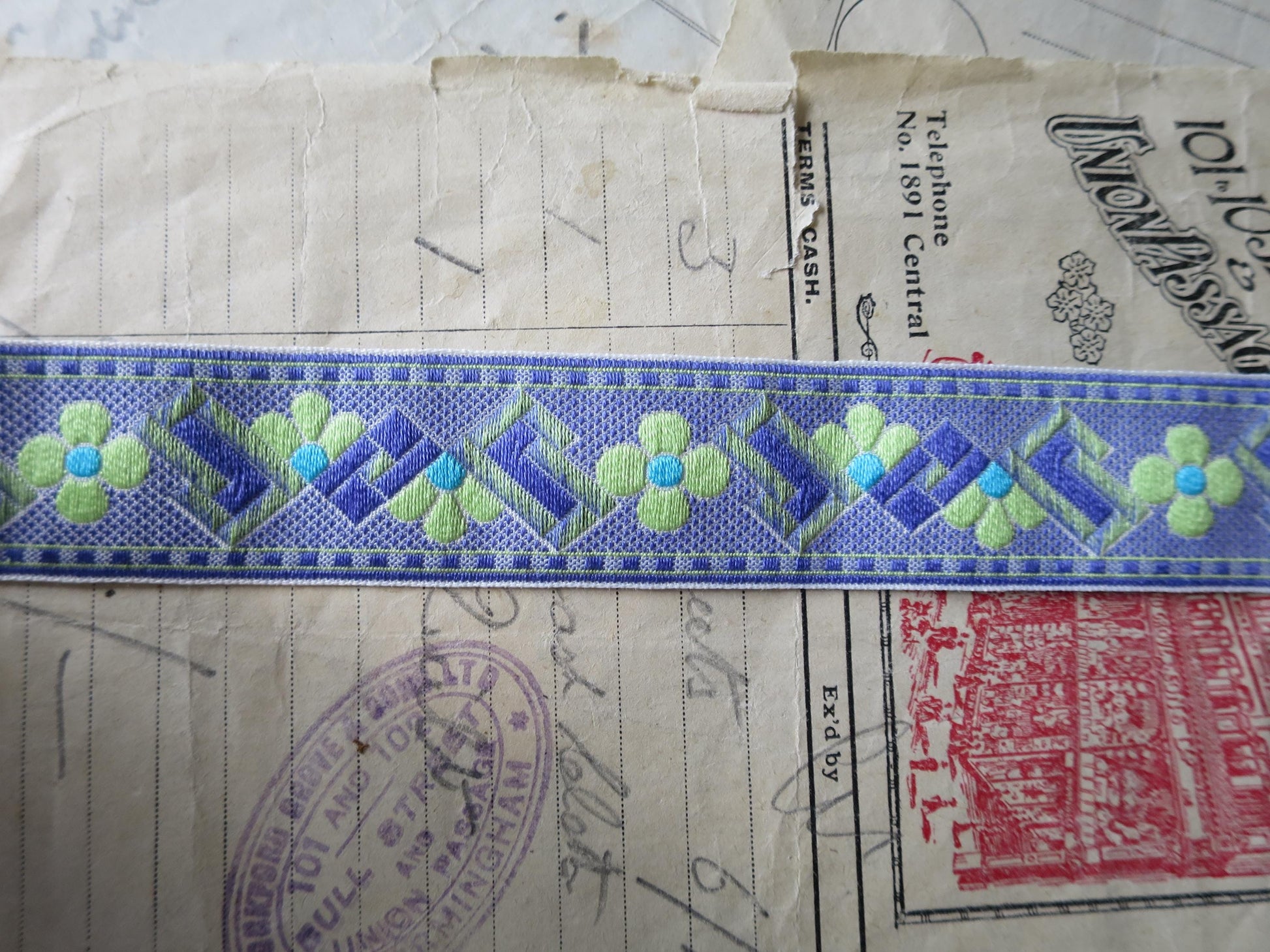 Art Deco 25 mm Jacquard Woven Ribbon- Purple & Green