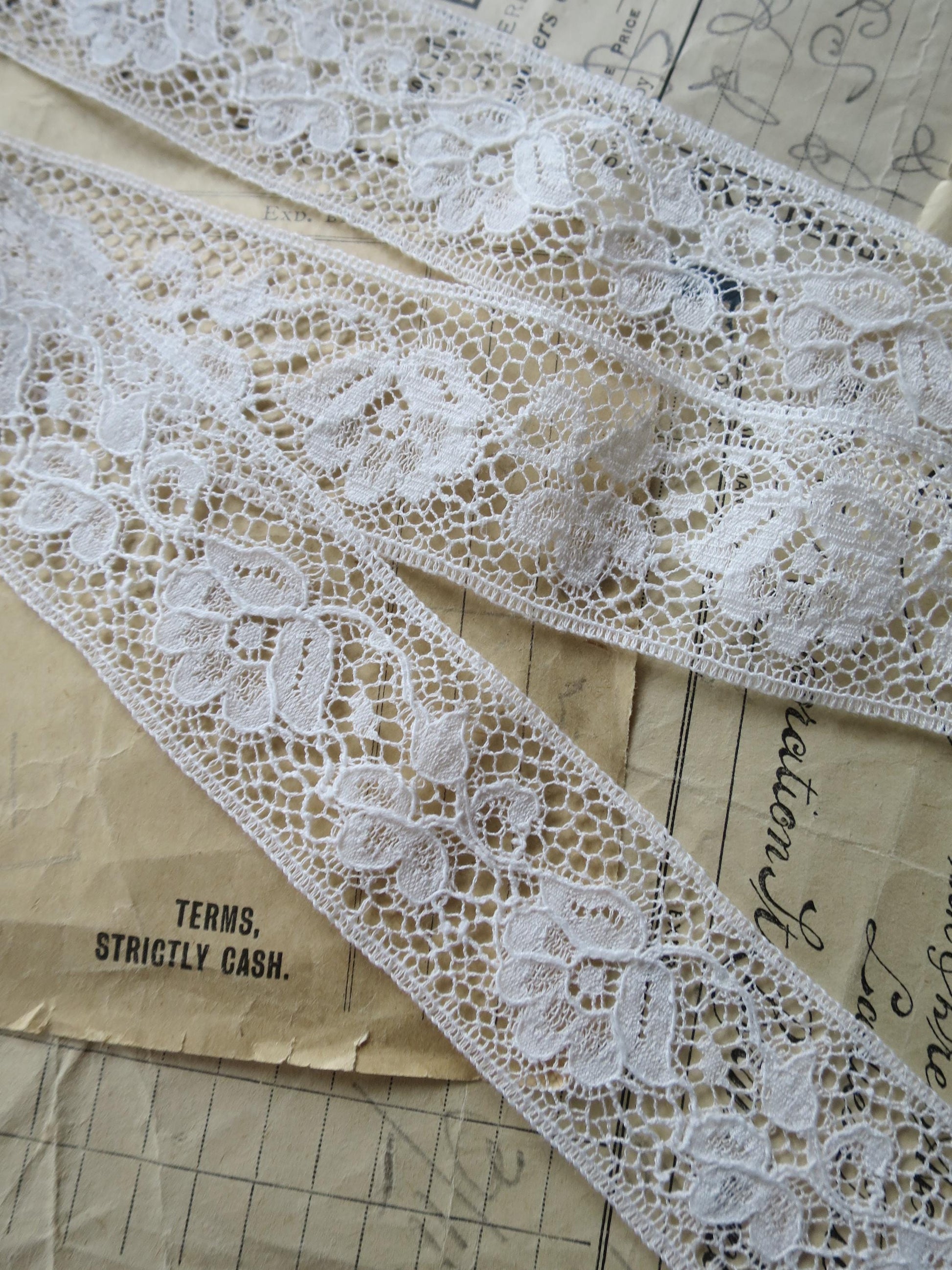 Off White English Nottingham Lace- Raised Floral Guipure- Insertion- 3.5 cm