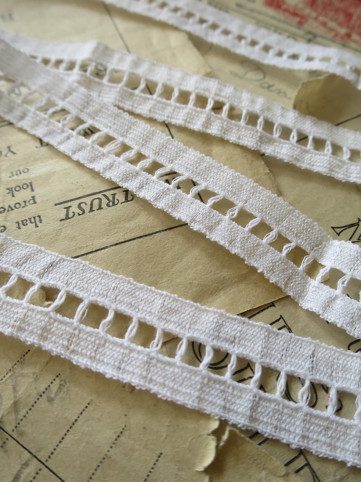 Ecru English Nottingham Lace- Ladder Insertion- 1.7 cm