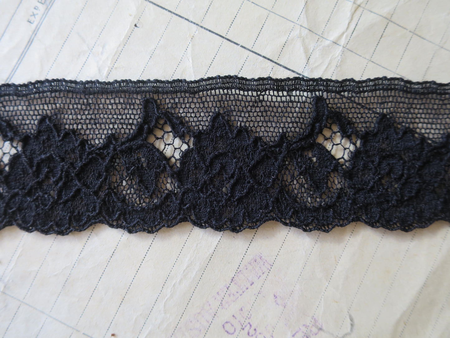 Black English Nottingham Lace- Alencon Flowers- 3.7 cm