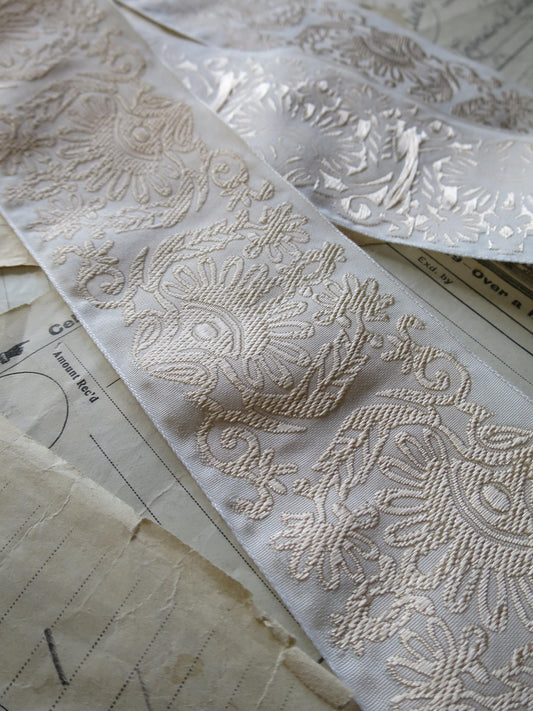 Lace Pattern 60 mm Jacquard Woven Ribbon- Cream & Gold