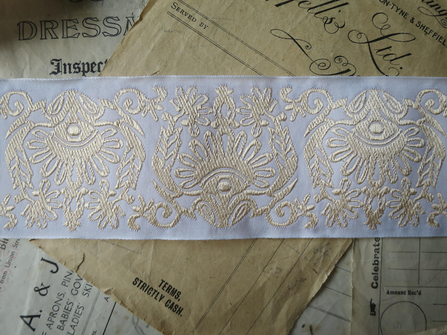 Lace Pattern 60 mm Jacquard Woven Ribbon- White & Gold