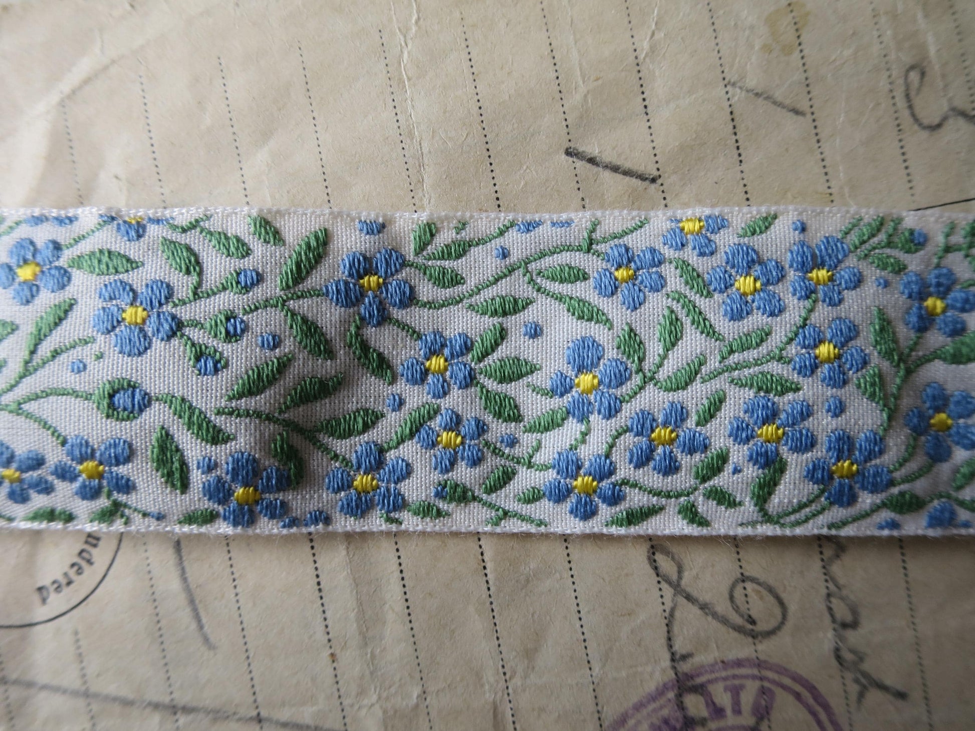 Forget-me-nots 25 mm Jacquard Woven Ribbon