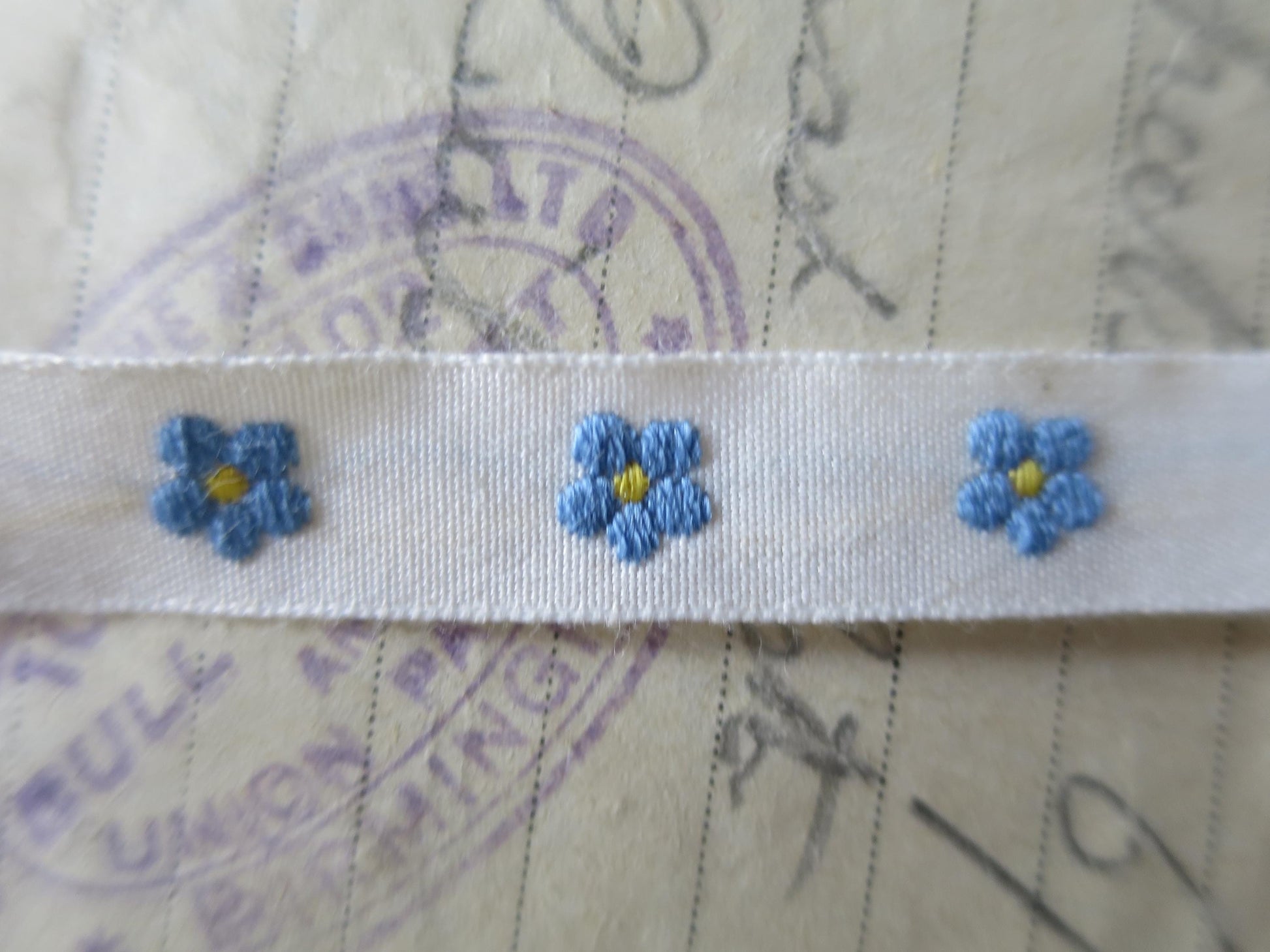 Forget-me-nots 10 mm Jacquard Woven Ribbon