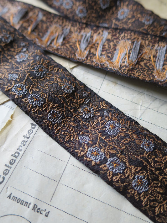 Jacobean Roses 25 mm Jacquard Woven Ribbon- Gilded Blue Roses