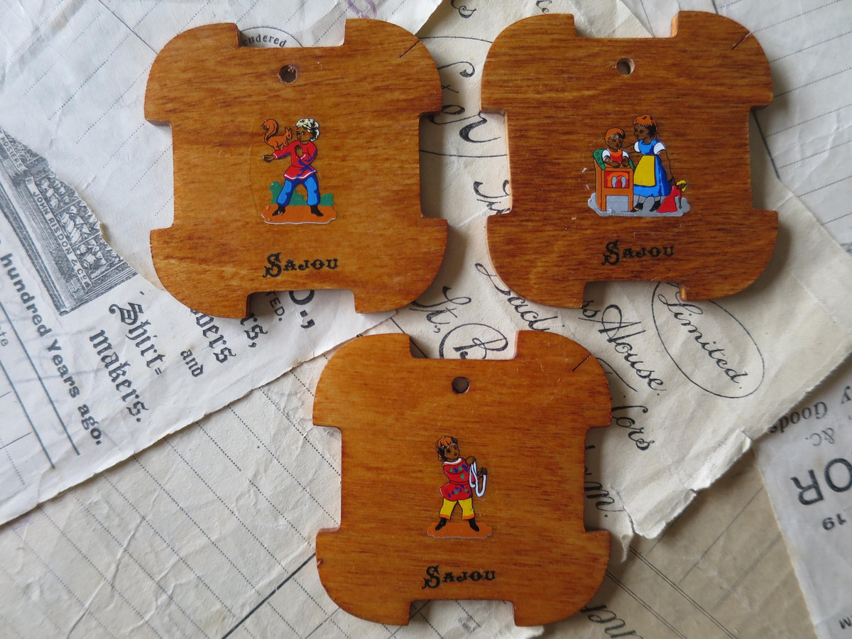 Sajou 3 Wooden Thread Cards- Children