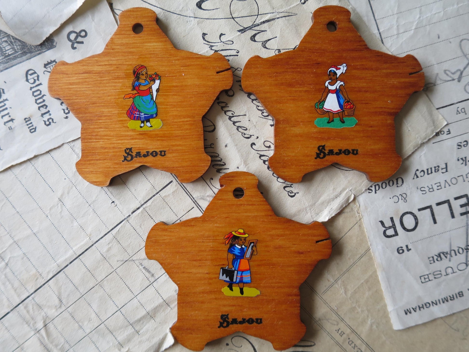 Sajou 3 Wooden Thread Cards- Small Trades