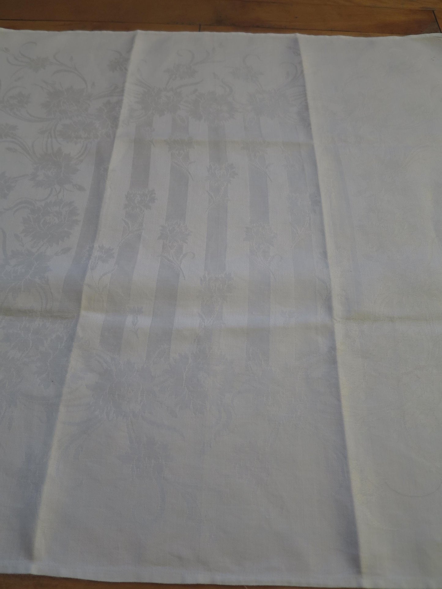 12 Antique Irish Linen Damask Napkins- Provenance