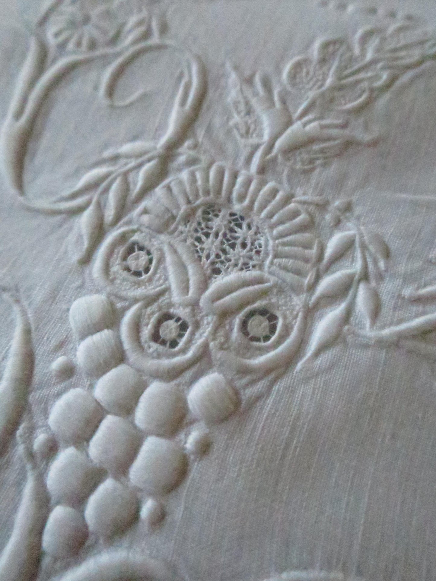 Antique Irish Linen Pair of Pillow Slips- Bobbin Lace & Hand Embroidered Monogram Y R