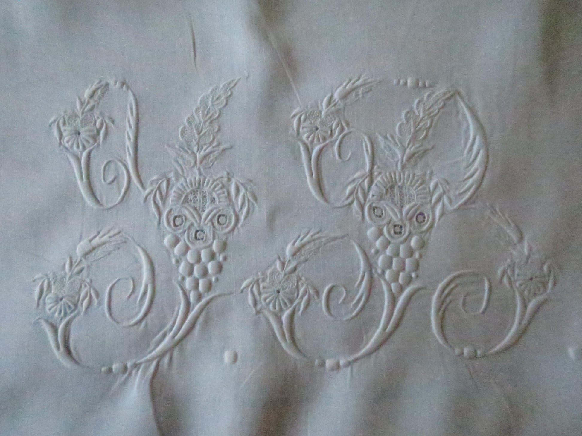 Antique Irish Linen Pair of Pillow Slips- Bobbin Lace & Hand Embroidered Monogram Y R
