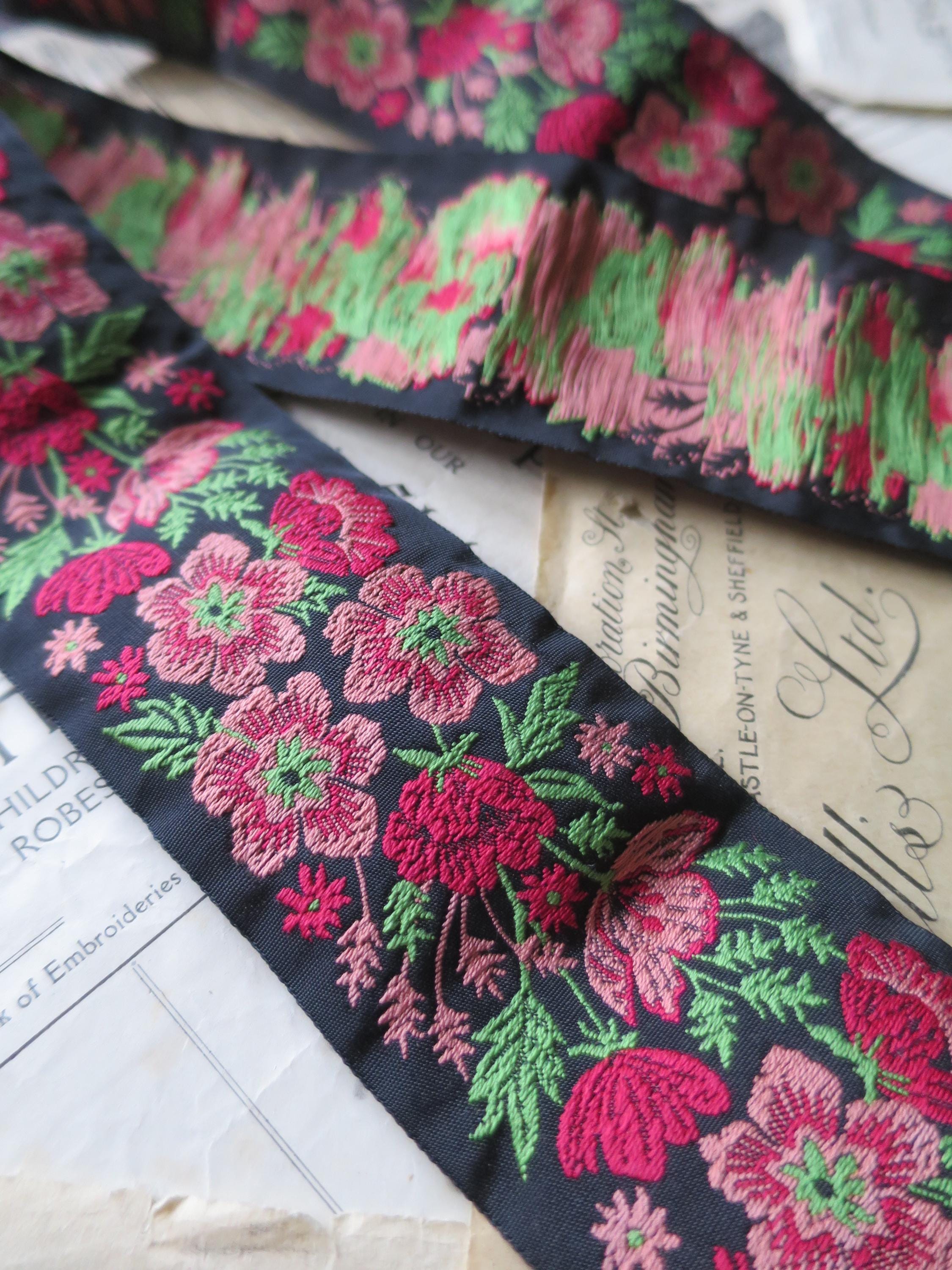 Meadow Flowers Jacquard Ribbon UK 50 mm | Pink and Red Woven Trim